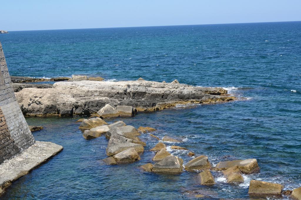 Villa Syrakosia A Ortigia Syrakus Exterior foto
